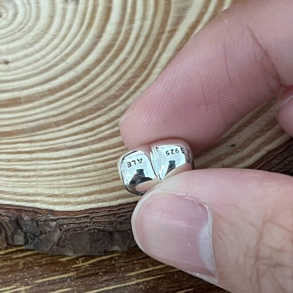 Pandora Aloha Maui Pineapple, Flowers, Exclusive, Dangle Charm Pendant - Picture 3 of 5